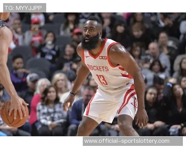 佛系篮球?丁神、睢冉携手五台山,共绘篮球新意境 佛系篮球?丁神、睢冉携手五台山,共绘篮球新意境