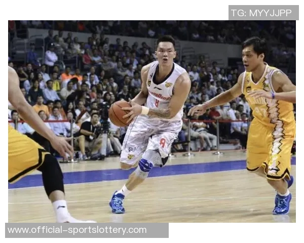 朱芳雨的篮球法则:从紧张到突破,再到布泽尔的“勉强及格” 朱芳雨的篮球法则:从紧张到突破,再到布泽尔的“勉强及格”