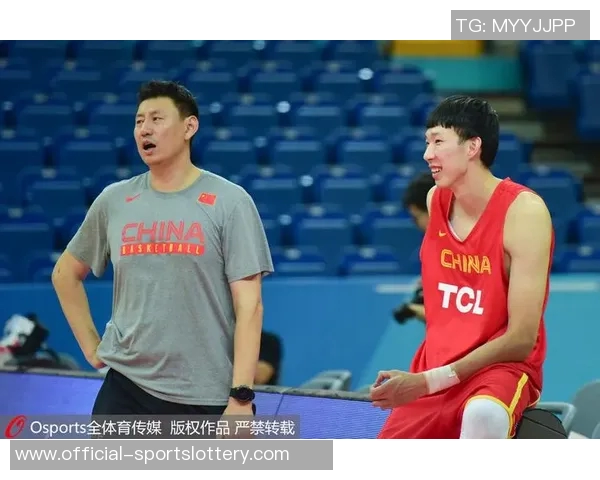 李楠:面对澳洲须强硬小丁周琦何时归来仍不确定 李楠:面对澳洲须强硬小丁周琦何时归来仍不确定