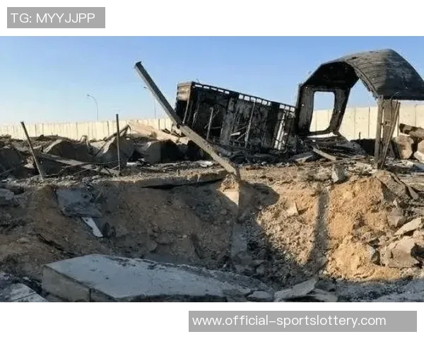 美媒爆料:奎因垃圾时间抢断暴扣砍20分,赛后双方激烈争吵,场面震撼全场 美媒爆料:奎因垃圾时间抢断暴扣砍20分,赛后双方激烈争吵,场面震撼全场