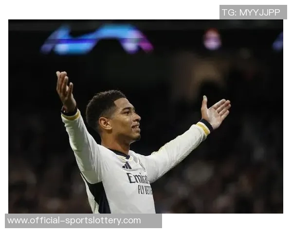 回归在即,贝林厄姆参加了皇马周一的合练 回归在即,贝林厄姆参加了皇马周一的合练