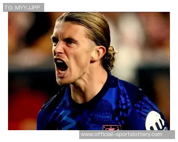 罗马诺:曼联没与帕奎塔谈判,加拉格尔是冬窗租借的潜在选择 罗马诺:曼联没与帕奎塔谈判,加拉格尔是冬窗租借的潜在选择