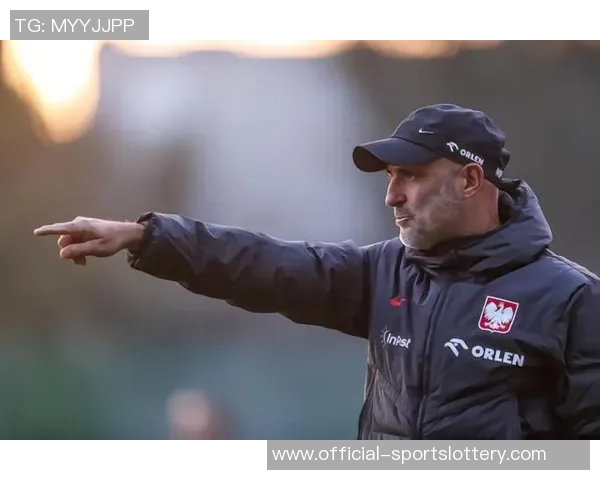 经纪人：莱万没有考虑过退役，但他的未来计划仍未有任何决定